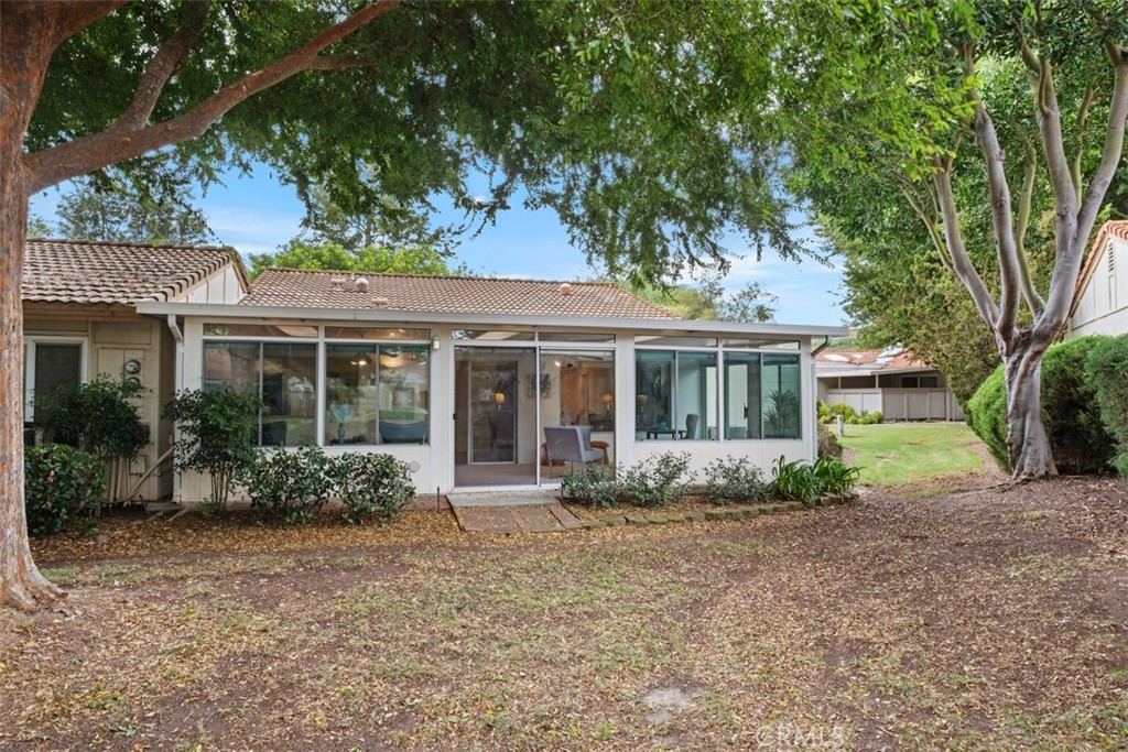 MLS #OC25227227 image #22