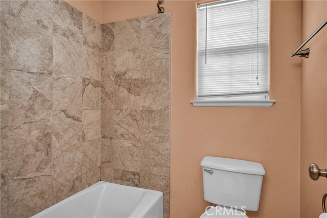 Detail Gallery Image 28 of 38 For 18695 Horseshoe Rd, Hidden Valley Lake,  CA 95467 - 3 Beds | 2/1 Baths