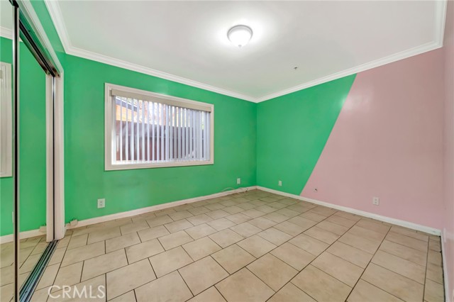 6929 1/2 Amigo Avenue, Reseda CA: https://media.crmls.org/medias/1c9e1afc-508e-4fe1-a63f-c21aa5ab5287.jpg