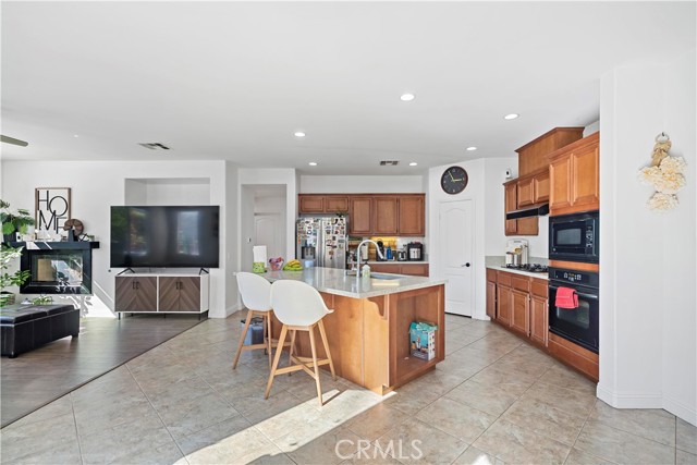 Detail Gallery Image 31 of 45 For 7691 Nut Grove, Corona,  CA 92880 - 5 Beds | 3/1 Baths