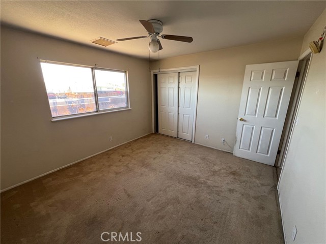 432 Vista Street, Ridgecrest CA: https://media.crmls.org/medias/1c9f7c91-5b16-496d-97e9-0ca55041426d.jpg