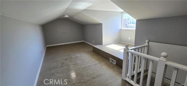Detail Gallery Image 30 of 36 For 30658 Lakefront Dr, Agoura Hills,  CA 91301 - 4 Beds | 3 Baths