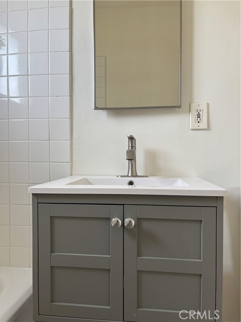 Detail Gallery Image 19 of 23 For 7224 1/4 Florence Ave, Downey,  CA 90240 - 2 Beds | 1 Baths