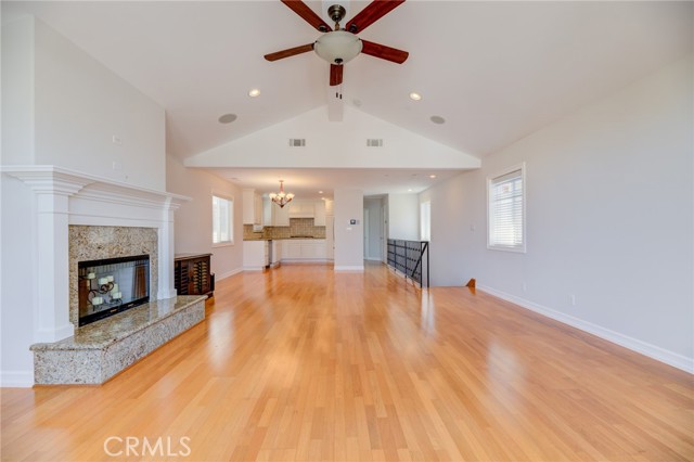 Detail Gallery Image 15 of 36 For 1726 Carlson Ln, Redondo Beach,  CA 90278 - 3 Beds | 2/1 Baths