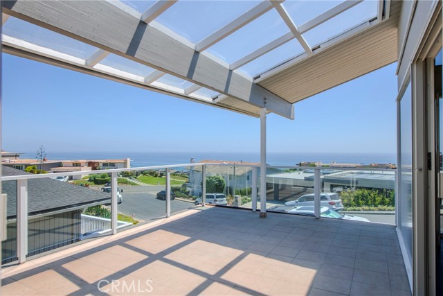 409 Monarch Bay Drive, Dana Point CA: https://media.crmls.org/medias/1ca0b9f5-3440-4cdf-a71f-d3f710bec9e4.jpg