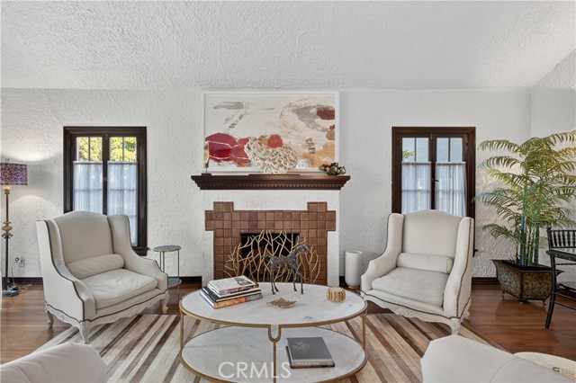 Detail Gallery Image 10 of 54 For 115 Annandale Rd, Pasadena,  CA 91105 - 4 Beds | 3 Baths