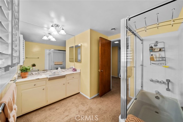 Detail Gallery Image 10 of 29 For 220 Barranca, Monterey Park,  CA 91754 - 3 Beds | 3 Baths