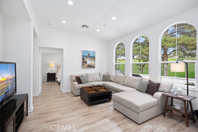 Front Image Thumbnail for CRLG26025260