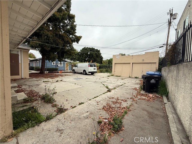 Detail Gallery Image 6 of 7 For 4532 Eagle Rock Bld, Los Angeles,  CA 90041 - 2 Beds | 1 Baths