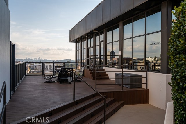 Detail Gallery Image 37 of 57 For 343 Pioneer Dr #504,  Glendale,  CA 91203 - 3 Beds | 2 Baths