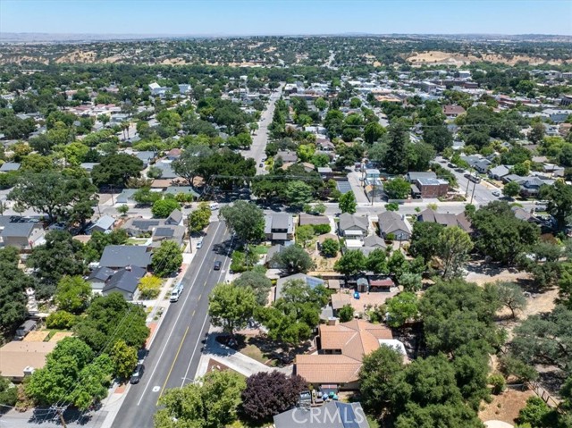 138 15th Street, Paso Robles CA: https://media.crmls.org/medias/1ca65da2-4f63-4d01-b930-23888efbc359.jpg