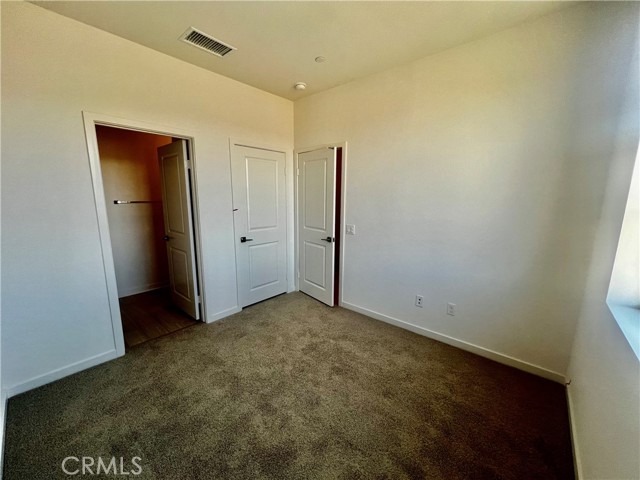 Detail Gallery Image 4 of 29 For 2652 Sprout Ln #102,  Corona,  CA 92883 - 4 Beds | 3/1 Baths