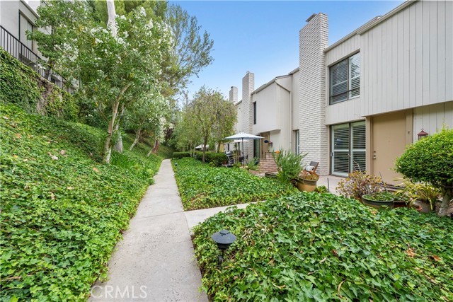 3602 Fox Ridge Lane, Rolling Hills Estates, California 90274, 3 Bedrooms Bedrooms, ,2 BathroomsBathrooms,Residential,Sold,Fox Ridge,PV21170402