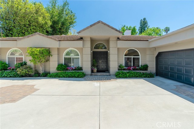 Detail Gallery Image 9 of 58 For 22940 Dolorosa St, Woodland Hills,  CA 91367 - 4 Beds | 3/1 Baths