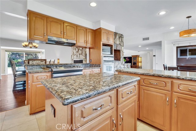 Image 28 of 61 For 4 Silverleaf