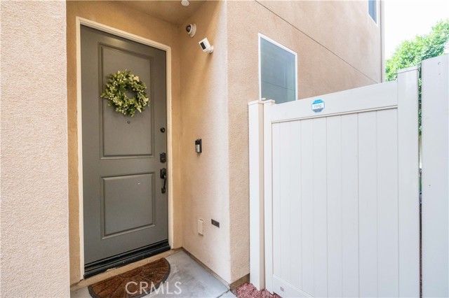 Detail Gallery Image 4 of 27 For 10261 Angel Ln, Pacoima,  CA 91331 - 4 Beds | 2/1 Baths