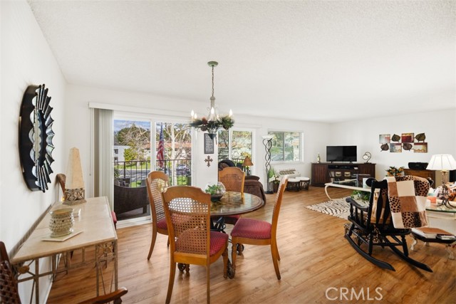Detail Gallery Image 5 of 41 For 2394 via Mariposa W. Unit 2f, Laguna Woods,  CA 92637 - 2 Beds | 2 Baths