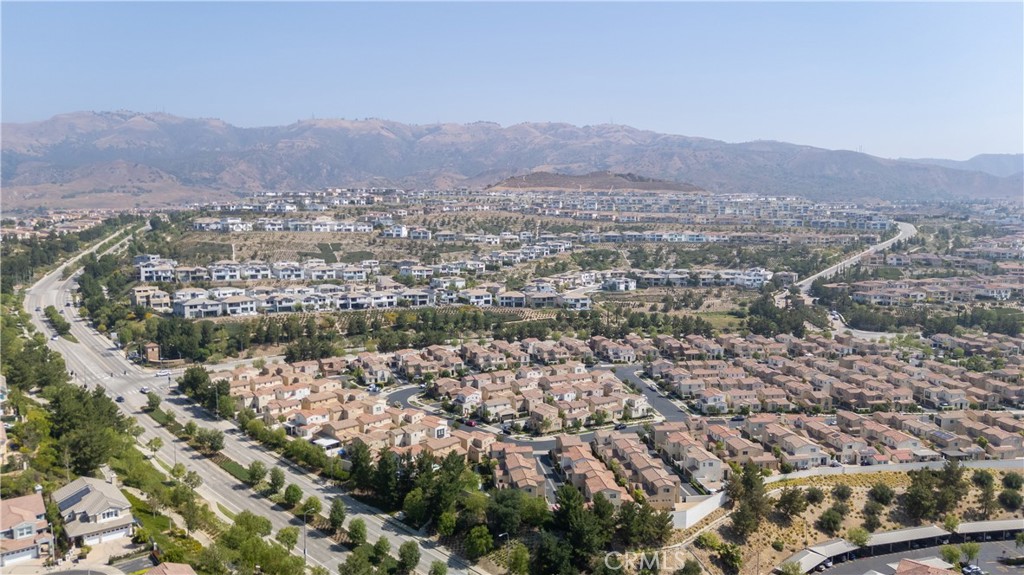 https://media.crmls.org/medias/1ca8d387-88d5-4933-8794-451b6e51fbeb.jpg?preset=X-Large