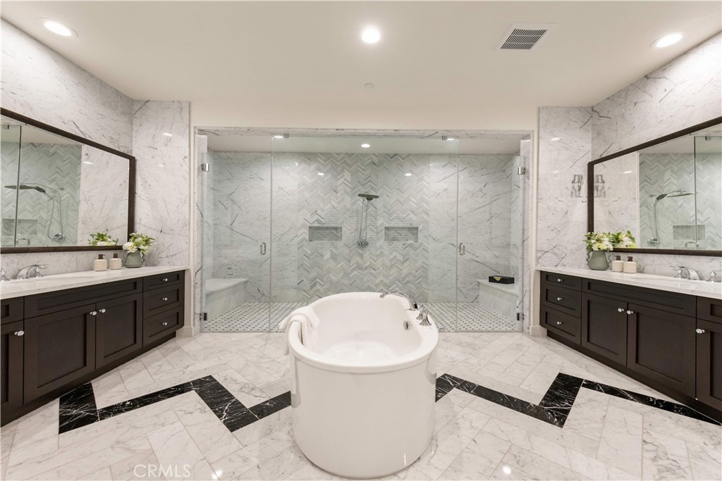 MLS #OC26128917 image #28