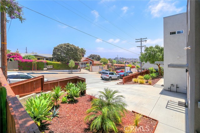 Detail Gallery Image 3 of 54 For 348 & 350 27th St, San Diego,  CA 92102 - – Beds | – Baths