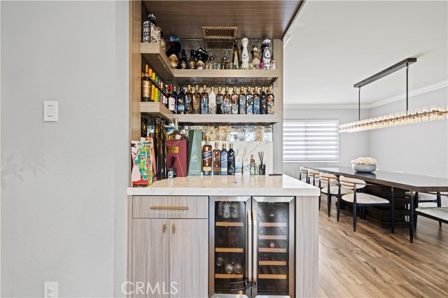 9778 Via Roma, Burbank CA: https://media.crmls.org/medias/1ca99e99-44a1-4c73-b3fe-443b12d93cc0.jpg