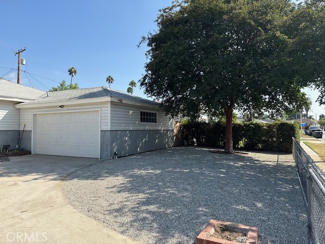 Detail Gallery Image 3 of 17 For 16539 E Edna Pl, Covina,  CA 91722 - 3 Beds | 2 Baths