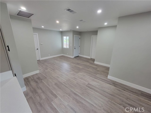 Detail Gallery Image 5 of 10 For 12421 Ridgewood Dr, Yucaipa,  CA 92399 - 2 Beds | 2 Baths