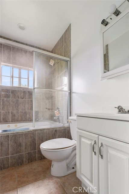 6648 Gaviota Avenue, Van Nuys CA: https://media.crmls.org/medias/1caba173-843a-4767-bc6b-35bb2a5a3ab2.jpg