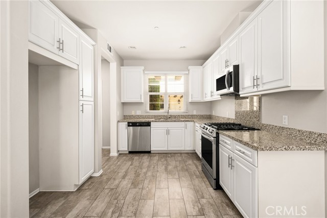 544 S Casita Street, Anaheim CA: https://media.crmls.org/medias/1cac05ff-d70e-444f-8727-7575a101f742.jpg