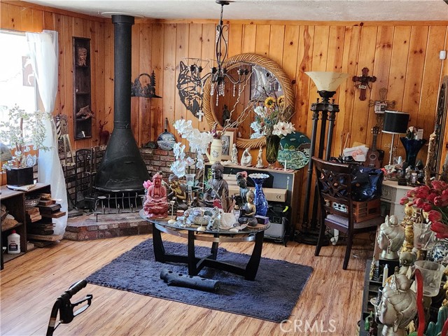 Detail Gallery Image 7 of 23 For 2164 Outer Hwy 2, Wrightwood,  CA 92397 - 2 Beds | 2 Baths