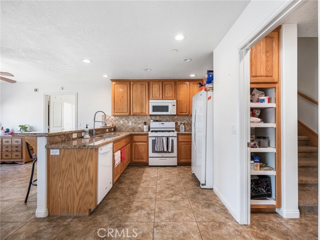 Detail Gallery Image 53 of 73 For 13850 Nightshade Rd, Apple Valley,  CA 92307 - 5 Beds | 5 Baths