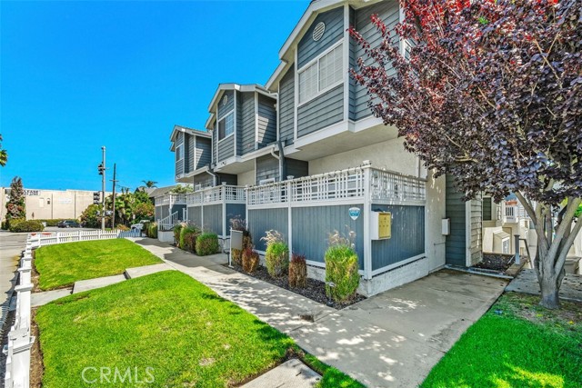 100 Catalina Avenue, Redondo Beach, California 90277, 3 Bedrooms Bedrooms, ,3 BathroomsBathrooms,Residential,Sold,Catalina,SW24187784