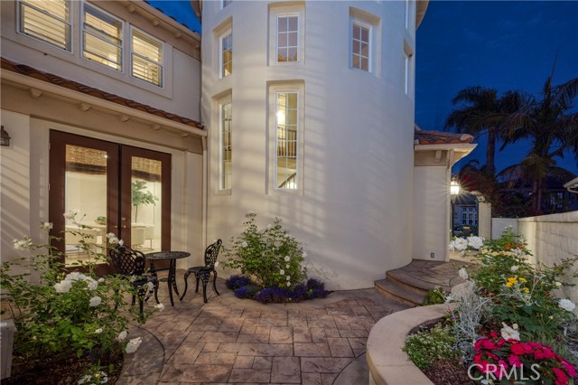 Detail Gallery Image 28 of 45 For 6471 Frampton Cir, Huntington Beach,  CA 92648 - 5 Beds | 4/1 Baths