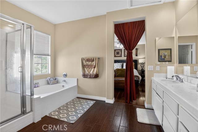 Detail Gallery Image 34 of 58 For 2621 Fallen Leaf Ct, Simi Valley,  CA 93063 - 4 Beds | 3 Baths