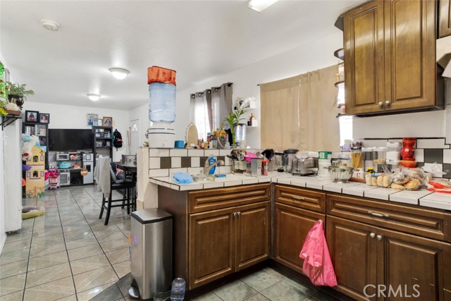 Detail Gallery Image 7 of 18 For 418 420 E 120th St, Los Angeles,  CA 90061 - – Beds | – Baths