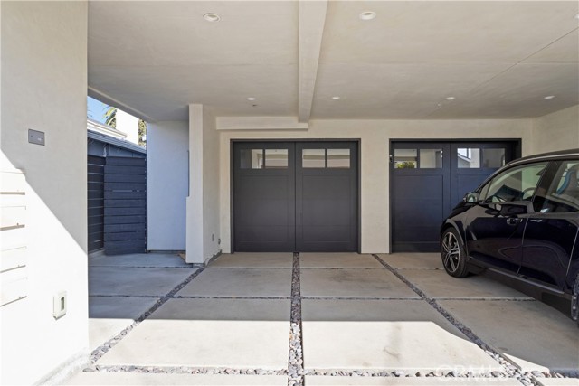 603 1/2 Marguerite Avenue, Corona del Mar CA: https://media.crmls.org/medias/1caf1f0c-478e-459d-a8b5-f2dec30638b6.jpg