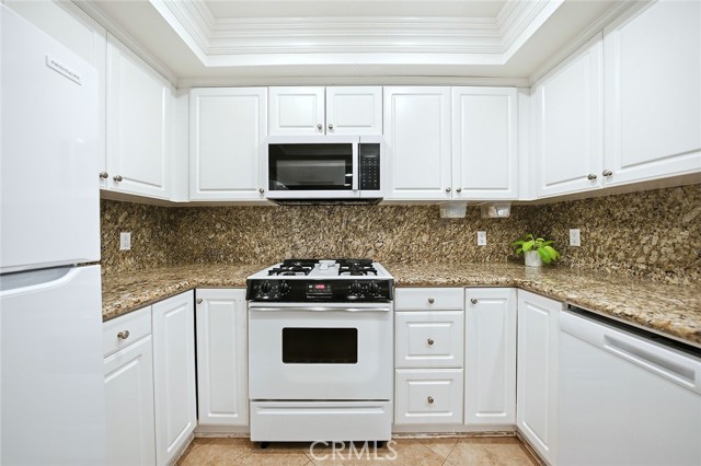Detail Gallery Image 16 of 38 For 4852 Cabana Dr #104,  Huntington Beach,  CA 92649 - 2 Beds | 2 Baths