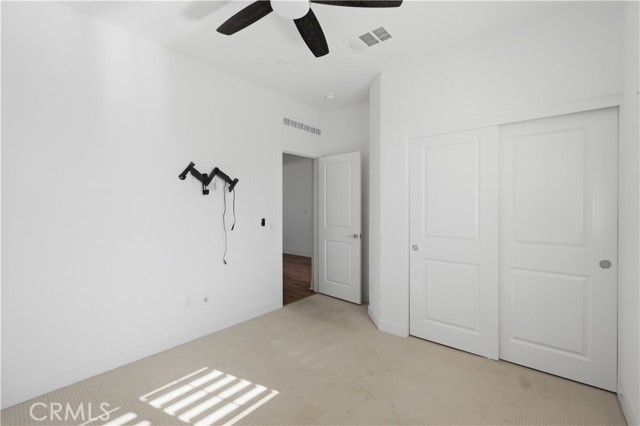 2411 Huron Rd, Rialto, CA 92377 photo 17