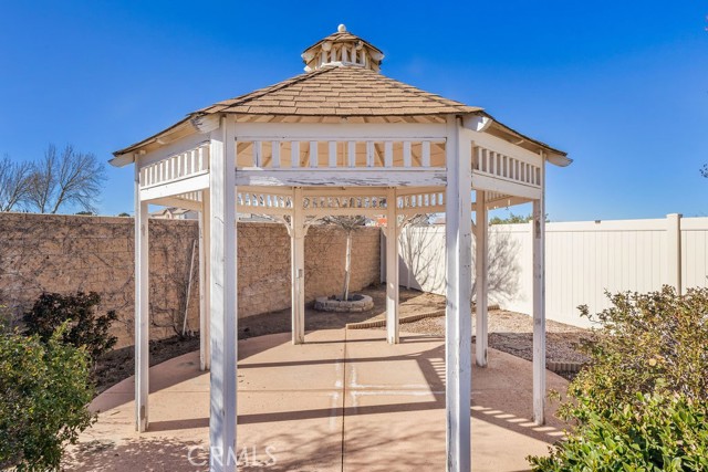 Detail Gallery Image 33 of 35 For 8466 Hoover Ct, Oak Hills,  CA 92344 - 3 Beds | 2 Baths