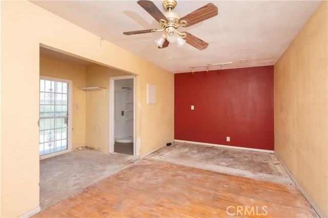 2306 W Cedarwood Street, West Covina CA: https://media.crmls.org/medias/1cb13eb1-ff93-4c53-95db-579ba3d25cba.jpg