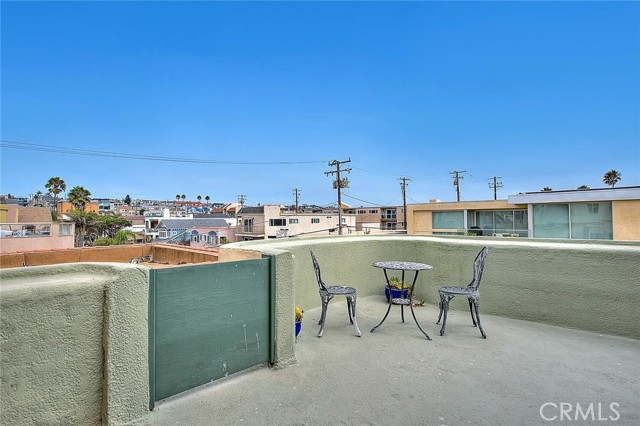 Detail Gallery Image 18 of 35 For 1602 the Strand, Hermosa Beach,  CA 90254 - 4 Beds | 5 Baths