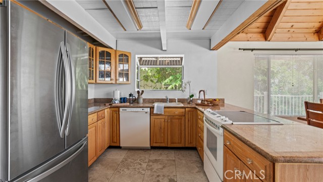 Detail Gallery Image 19 of 69 For 19383 Stonegate Rd, Hidden Valley Lake,  CA 95467 - 4 Beds | 3 Baths