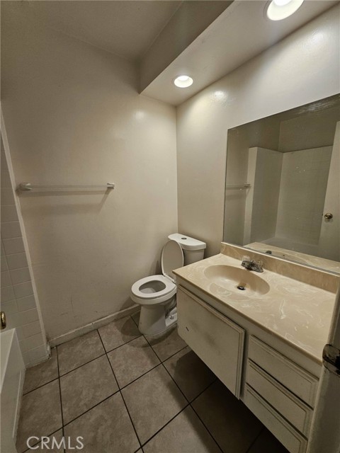 Detail Gallery Image 12 of 23 For 16463 Joy St, Lake Elsinore,  CA 92530 - 3 Beds | 2/1 Baths