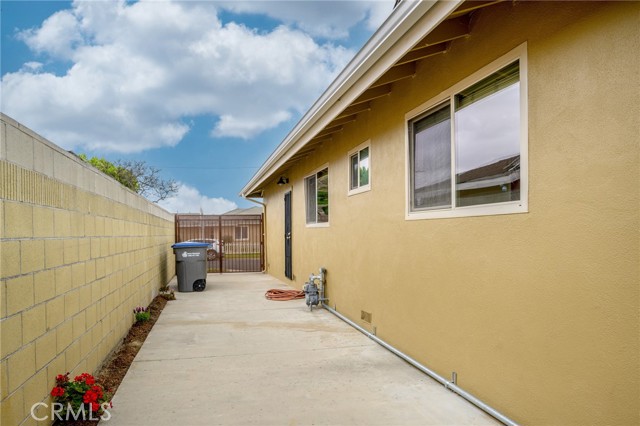 Detail Gallery Image 40 of 46 For 734 E Elsmere Dr, Carson,  CA 90746 - 3 Beds | 2 Baths