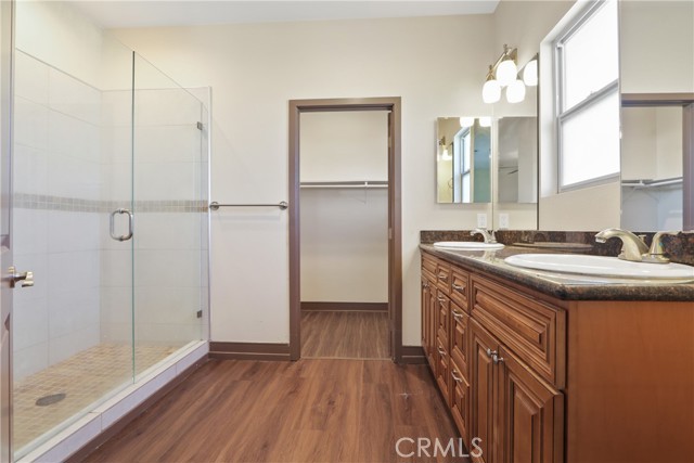 Detail Gallery Image 19 of 24 For 11613 216th, Lakewood,  CA 90715 - 3 Beds | 2/1 Baths