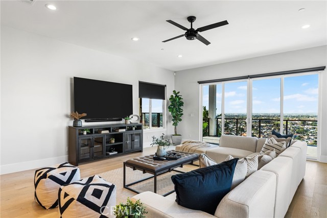 Detail Gallery Image 25 of 62 For 12281 Baja Panorama, North Tustin,  CA 92705 - 4 Beds | 3/2 Baths