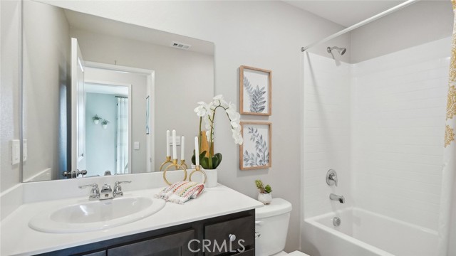 Detail Gallery Image 8 of 15 For 31131 London Plane Dr, Winchester,  CA 92596 - 4 Beds | 3 Baths