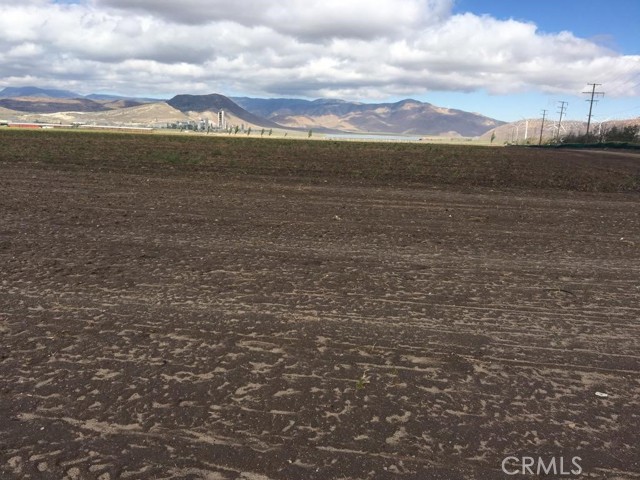 20028 Tehachapi Willow Springs Rd, Tehachapi CA: https://media.crmls.org/medias/1cb617b4-53fb-4ff3-a6aa-64de03e92b0b.jpg