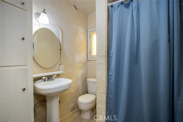 Detail Gallery Image 11 of 29 For 6155 Cahuilla Ave, Twentynine Palms,  CA 92277 - 2 Beds | 1 Baths