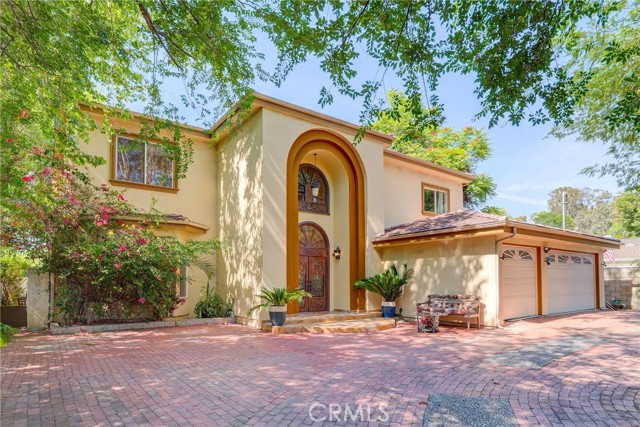 22349 Dolorosa Street, Woodland Hills CA: https://media.crmls.org/medias/1cb65a96-9654-41d1-8a7a-c1e9c69fb694.jpg